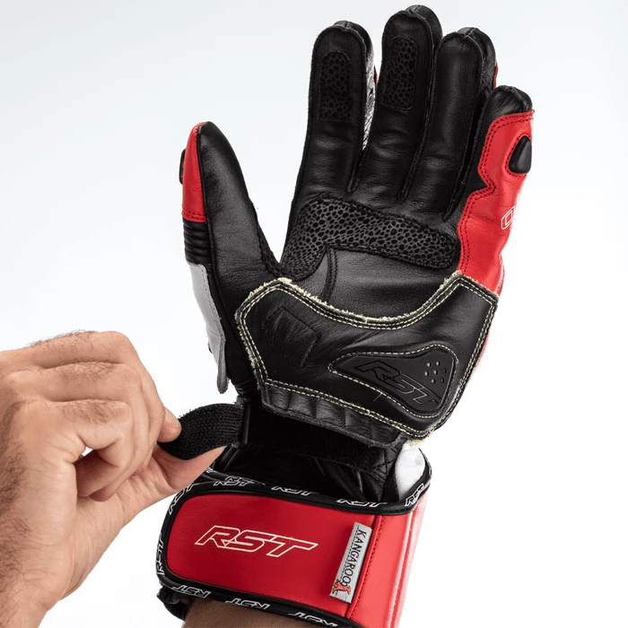 Buy ๐ RST Tractech Evo 4 Leather Gloves Black/Red ๐ - Image 3