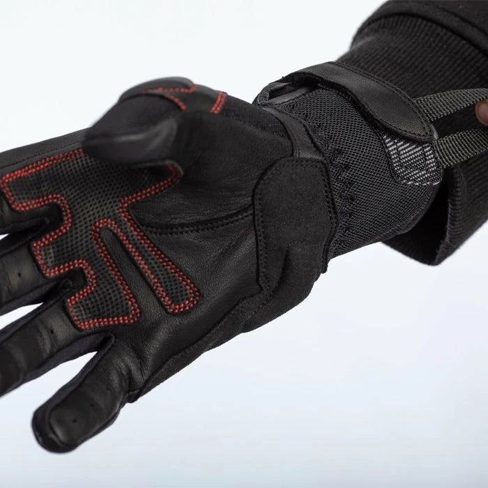 Coupon โ RST Urban Air 3 Mesh Gloves Black/Red ๐คฉ - Image 3